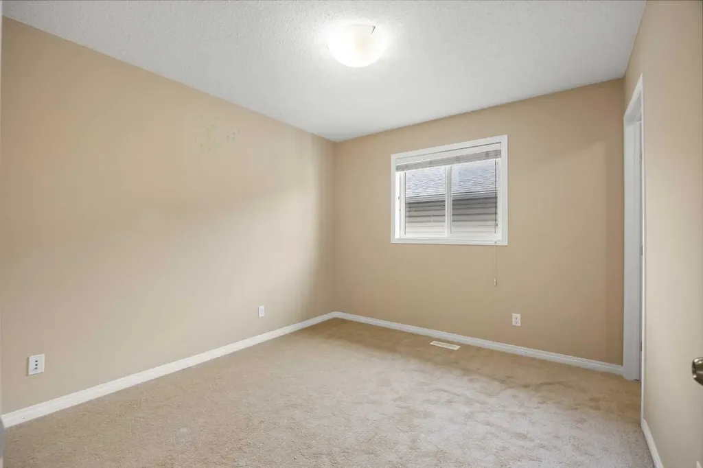 65 Panora Way NW Calgary AB T3K 0R4