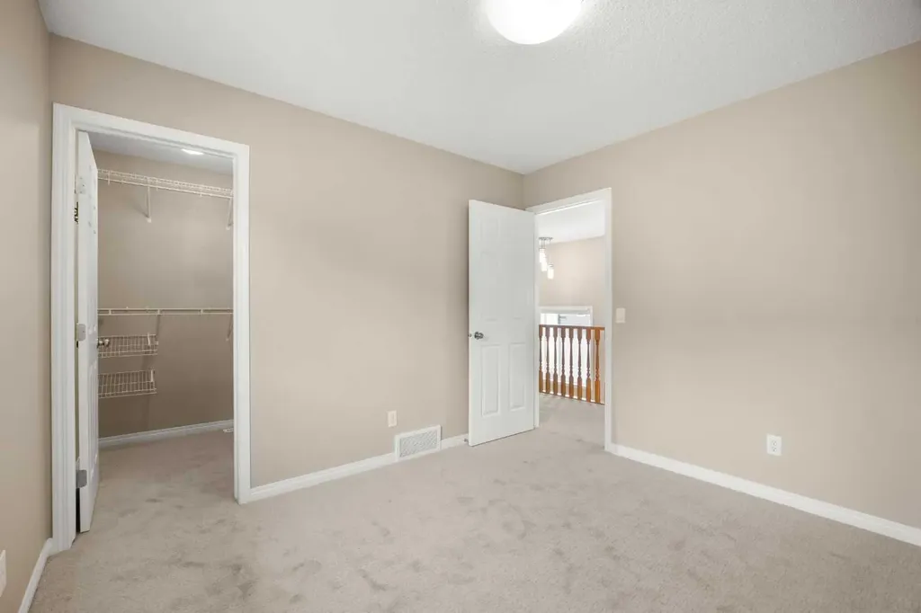 65 Panora Way NW Calgary AB T3K 0R4