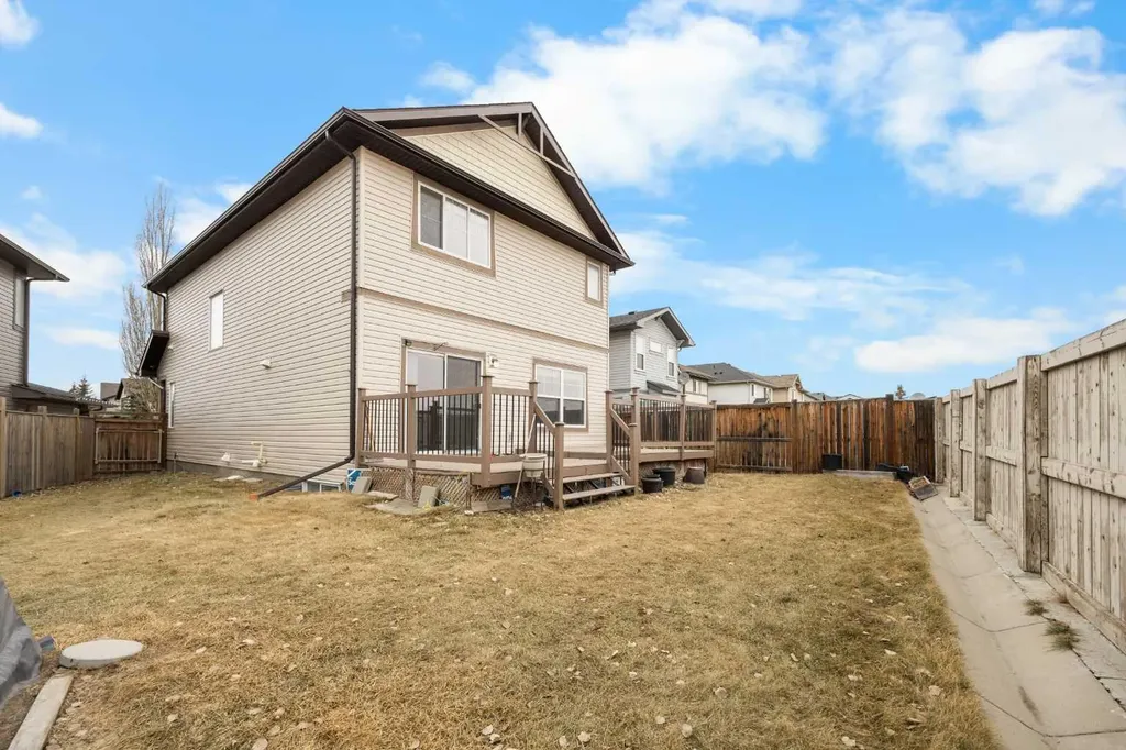 65 Panora Way NW Calgary AB T3K 0R4