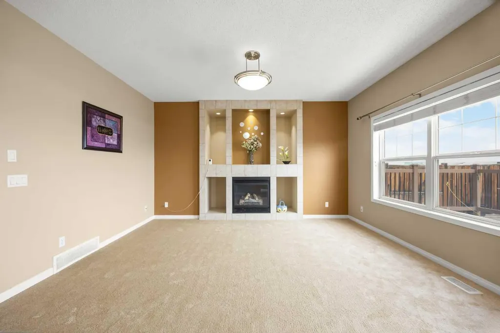 65 Panora Way NW Calgary AB T3K 0R4
