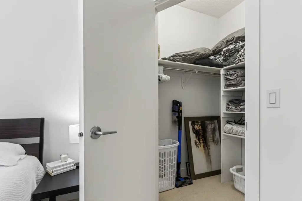 315 24 Avenue SW Calgary AB T2S 3E7