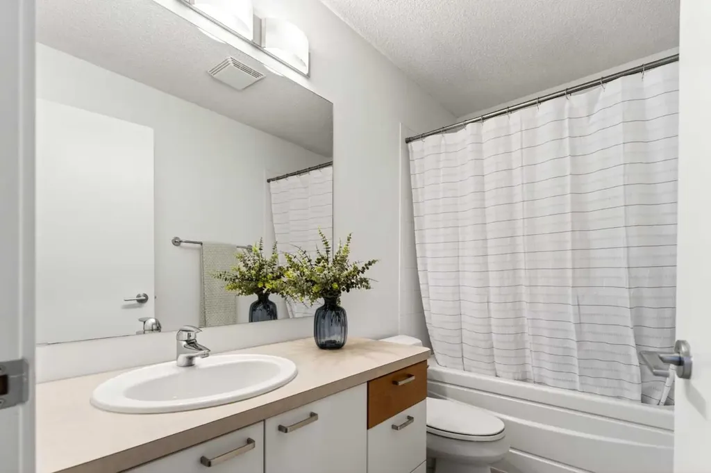 315 24 Avenue SW Calgary AB T2S 3E7