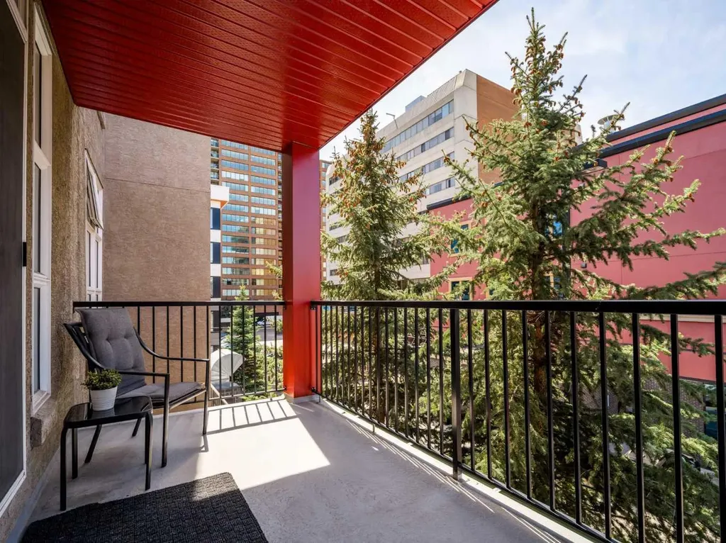 315 24 Avenue SW Calgary AB T2S 3E7