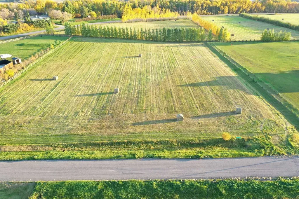 68164 Campsite Road Plamondon AB T0A 2T0