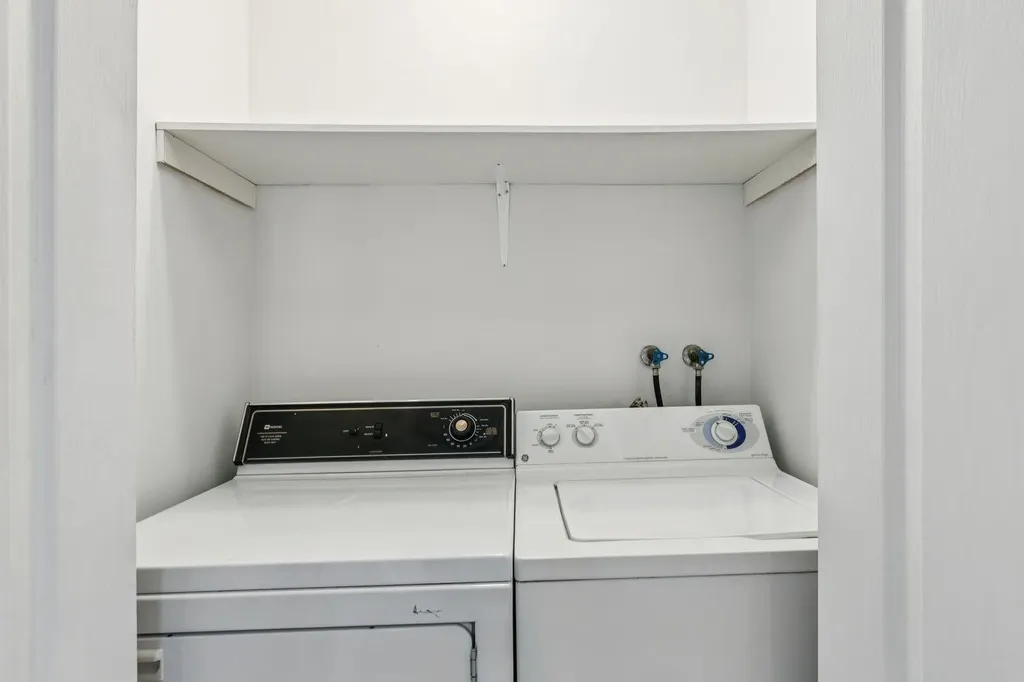 1540 29 Street NW Calgary AB T2N 4M1