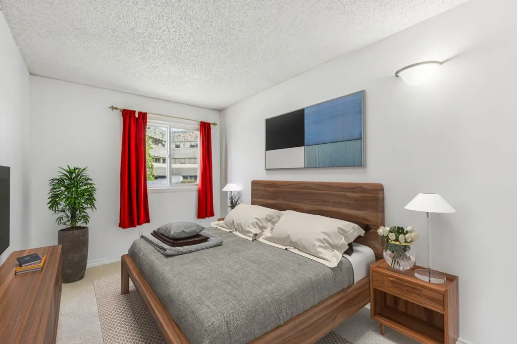 1540 29 Street NW Calgary AB T2N 4M1