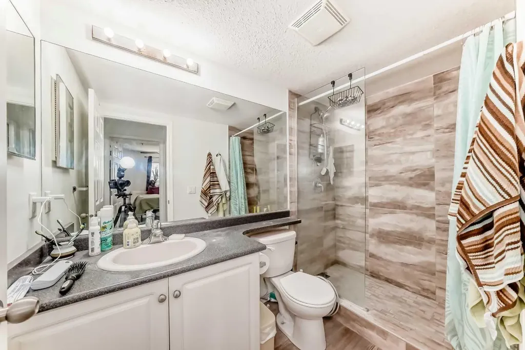 630 8 Avenue SE Calgary AB T3G 5T2