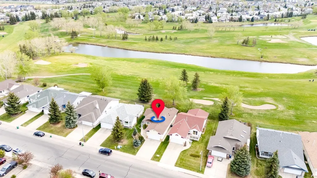 512 Woodside Drive NW Airdrie AB T4B 2C6