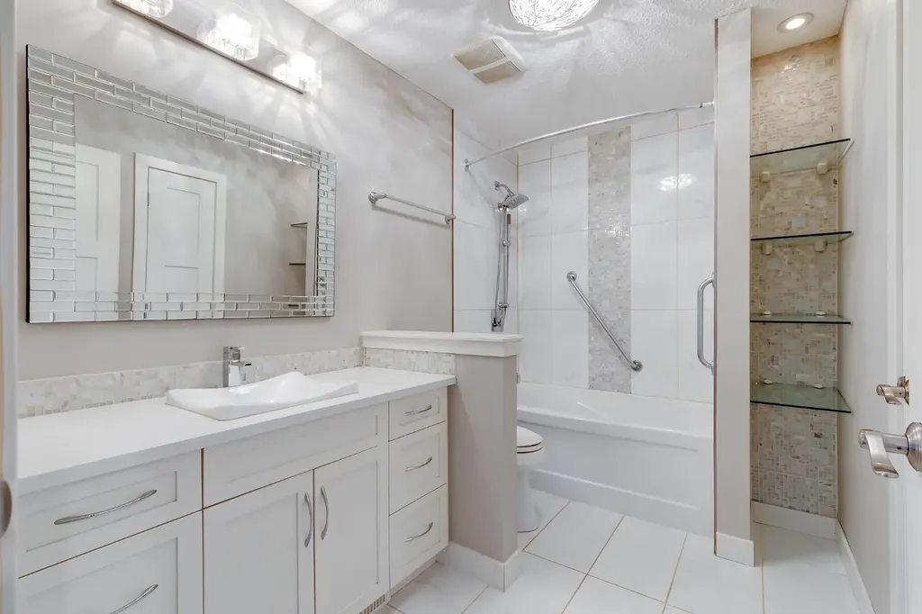 512 Woodside Drive NW Airdrie AB T4B 2C6