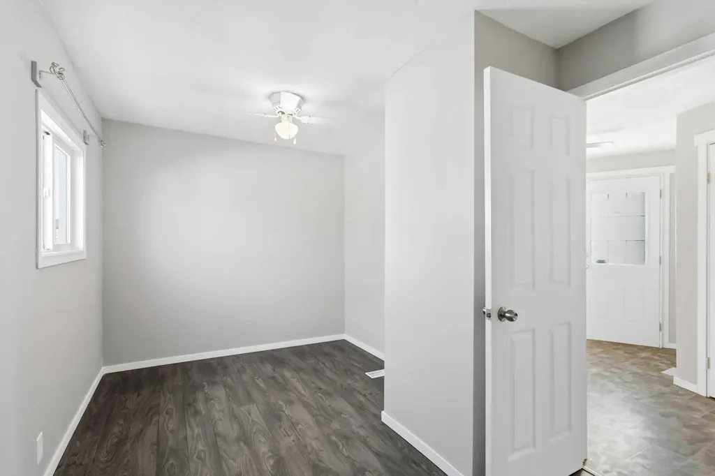 181 Greenbriar Bay Fort Mcmurray AB T9H3Y5