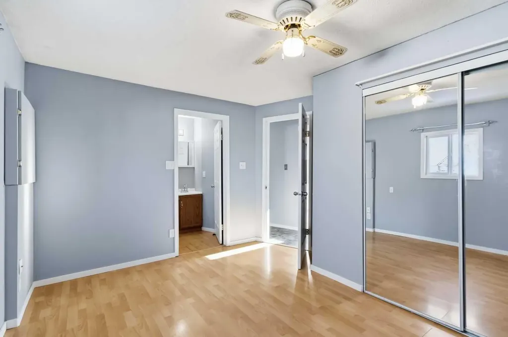 181 Greenbriar Bay Fort Mcmurray AB T9H3Y5
