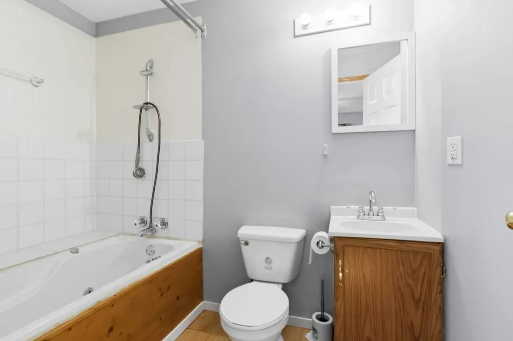 181 Greenbriar Bay Fort Mcmurray AB T9H3Y5