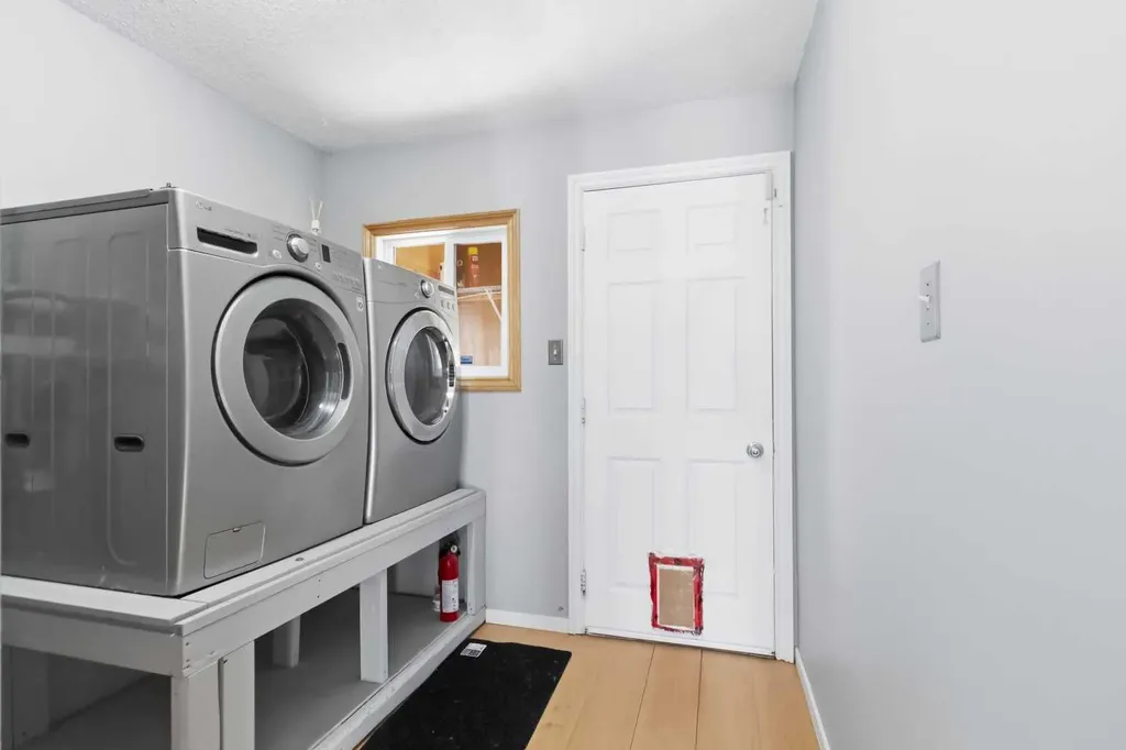 181 Greenbriar Bay Fort Mcmurray AB T9H3Y5