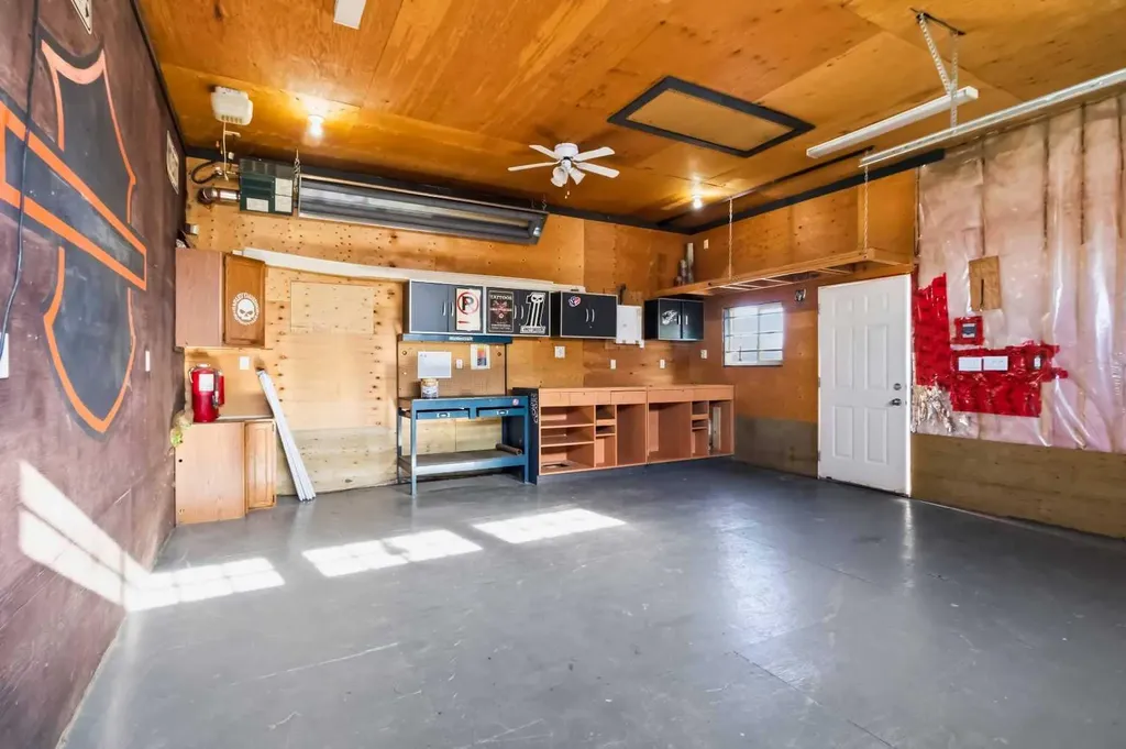 181 Greenbriar Bay Fort Mcmurray AB T9H3Y5