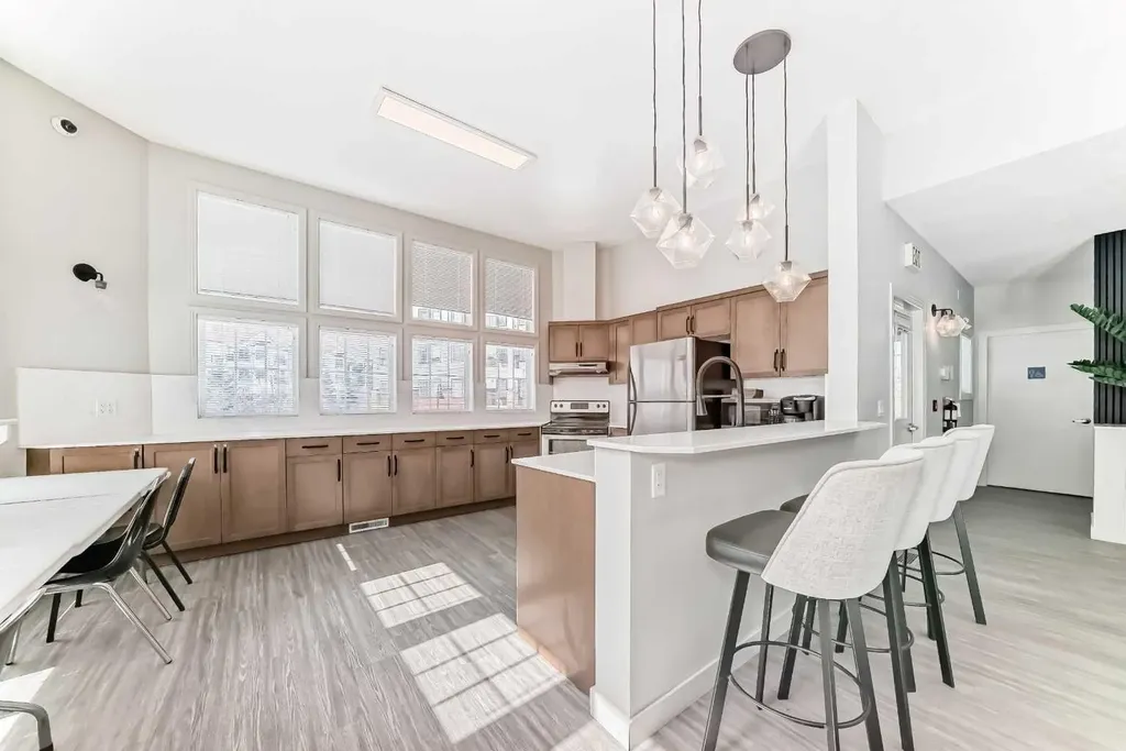 60 Royal Oak Plaza NW Calgary AB T3G0A7