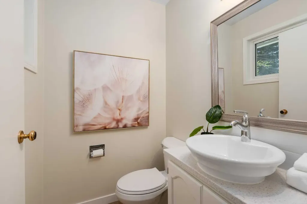 487 Arlington Drive SE Calgary AB T2H 1S4