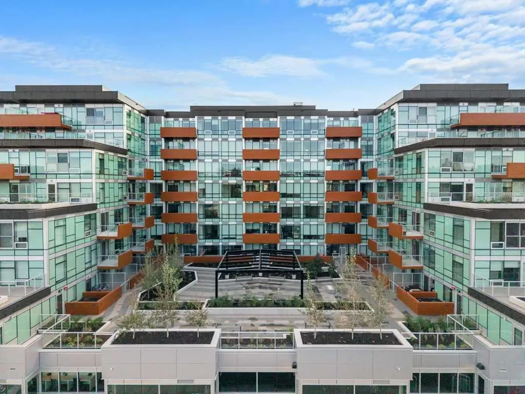 110 18a Street NW Calgary AB T2N 5G5