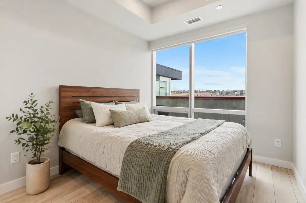 110 18a Street NW Calgary AB T2N 5G5