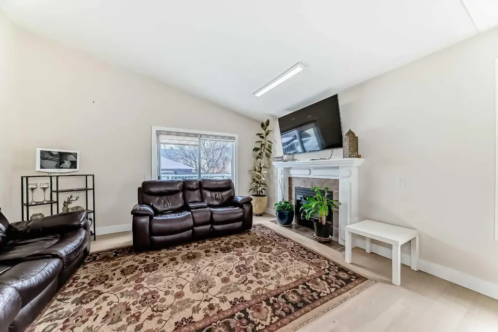 7165 California Boulevard NE Calgary AB T1Y 6W1