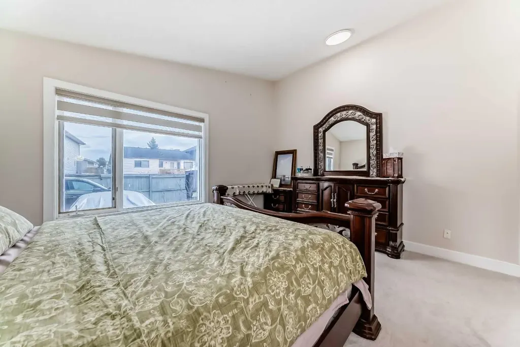 7165 California Boulevard NE Calgary AB T1Y 6W1
