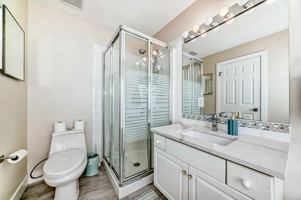 7165 California Boulevard NE Calgary AB T1Y 6W1