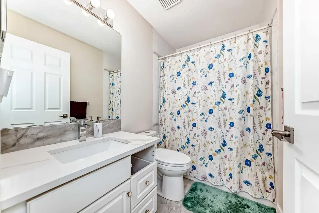 7165 California Boulevard NE Calgary AB T1Y 6W1