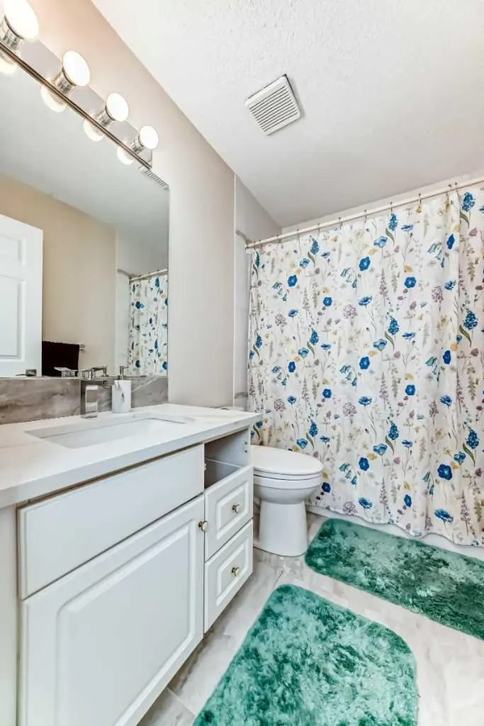 7165 California Boulevard NE Calgary AB T1Y 6W1
