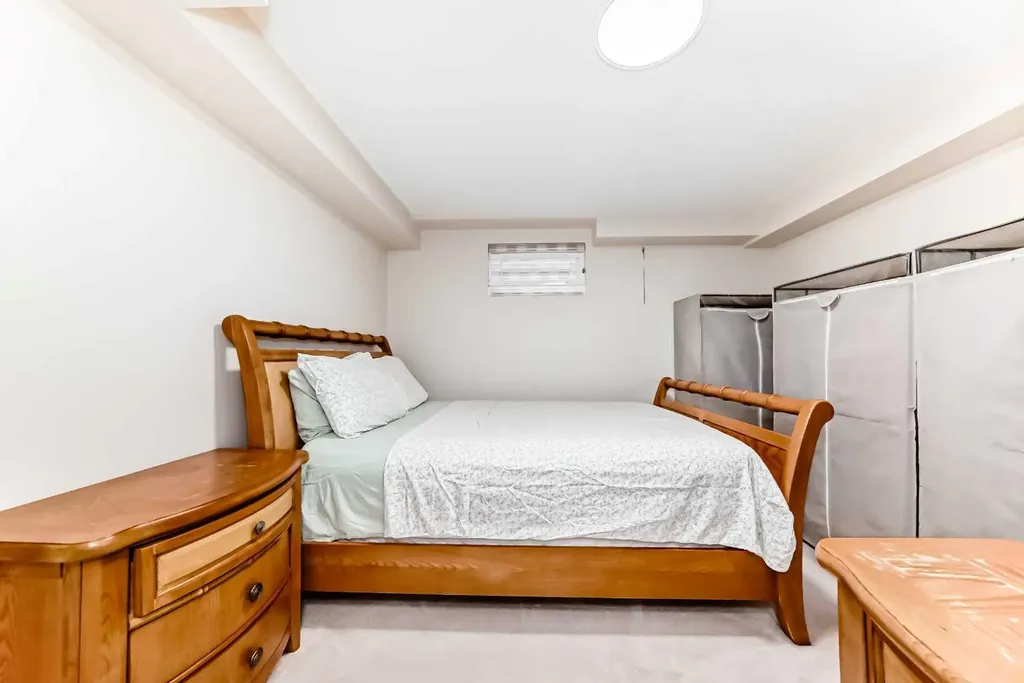 7165 California Boulevard NE Calgary AB T1Y 6W1
