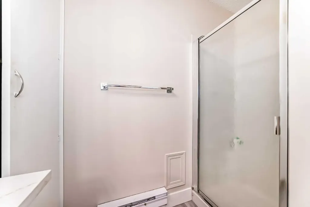 7165 California Boulevard NE Calgary AB T1Y 6W1