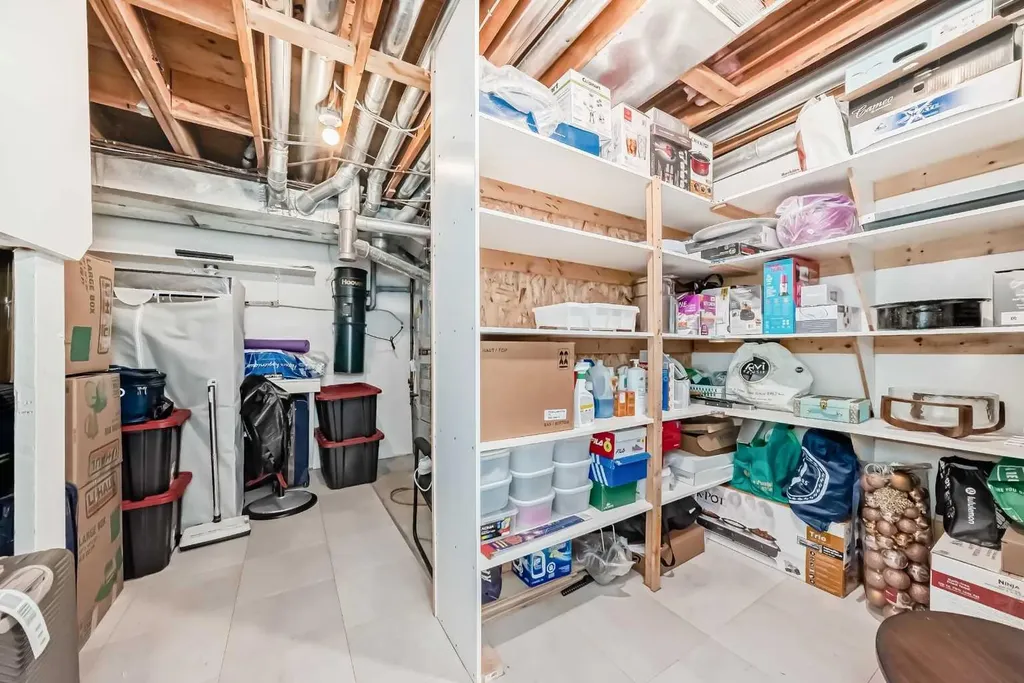 7165 California Boulevard NE Calgary AB T1Y 6W1