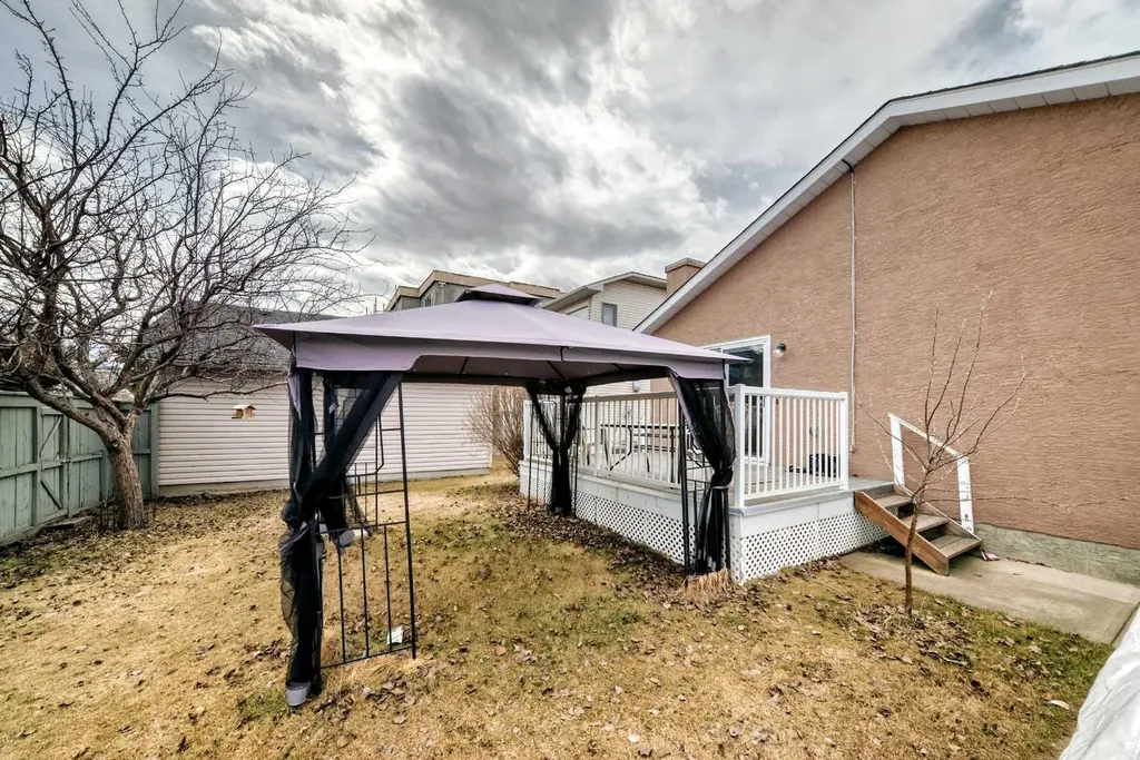 7165 California Boulevard NE Calgary AB T1Y 6W1