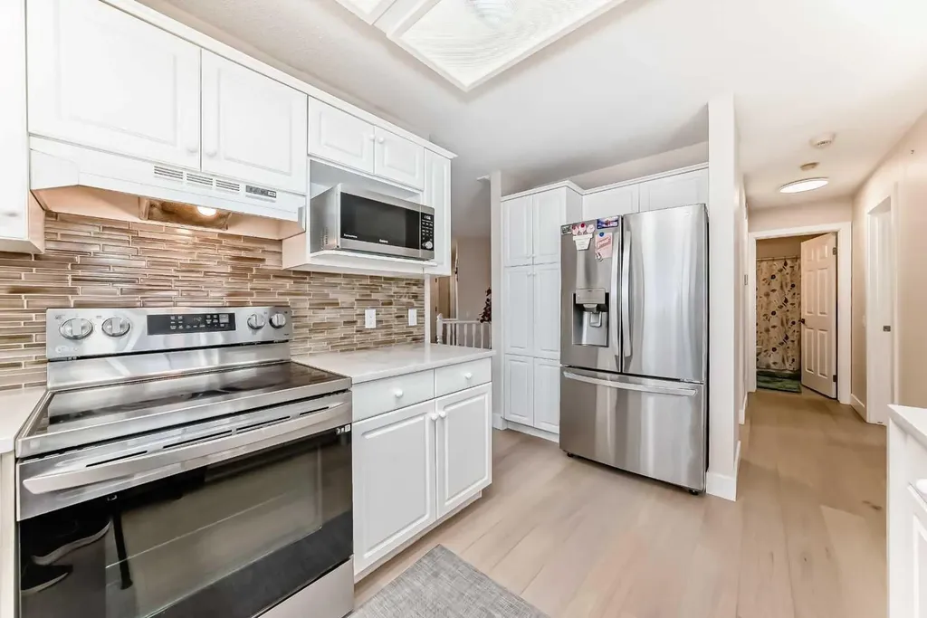 7165 California Boulevard NE Calgary AB T1Y 6W1
