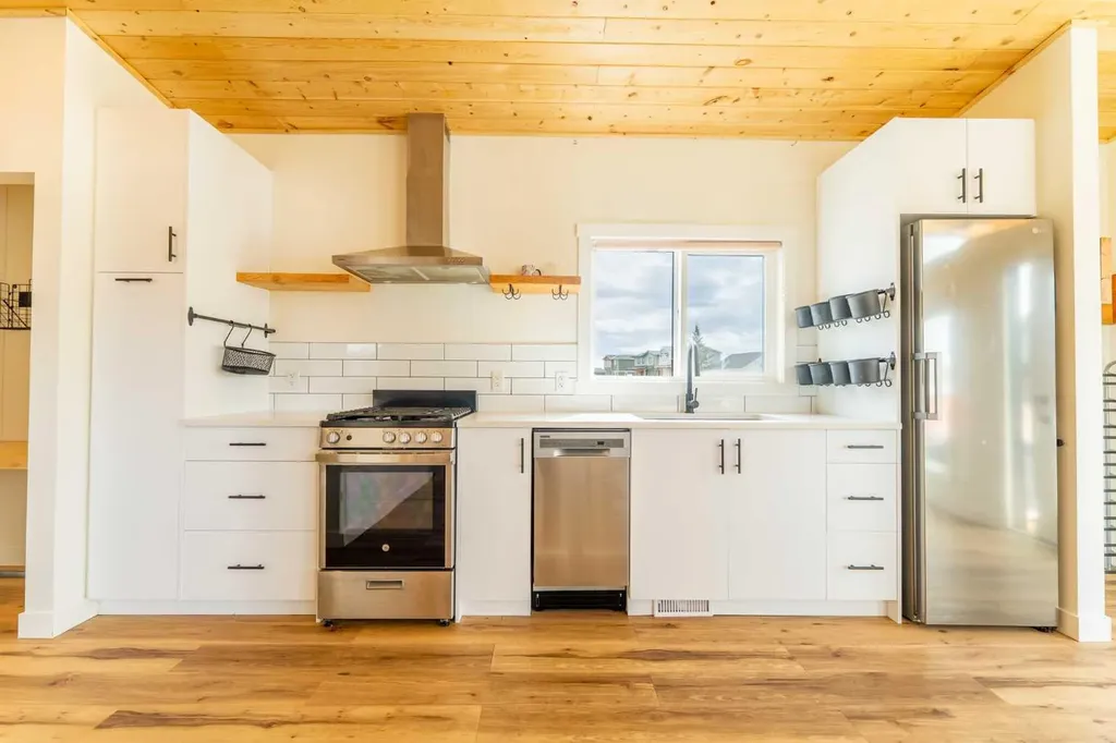 134 Cottageclub Court Rural Rocky View County AB T4C 1B1
