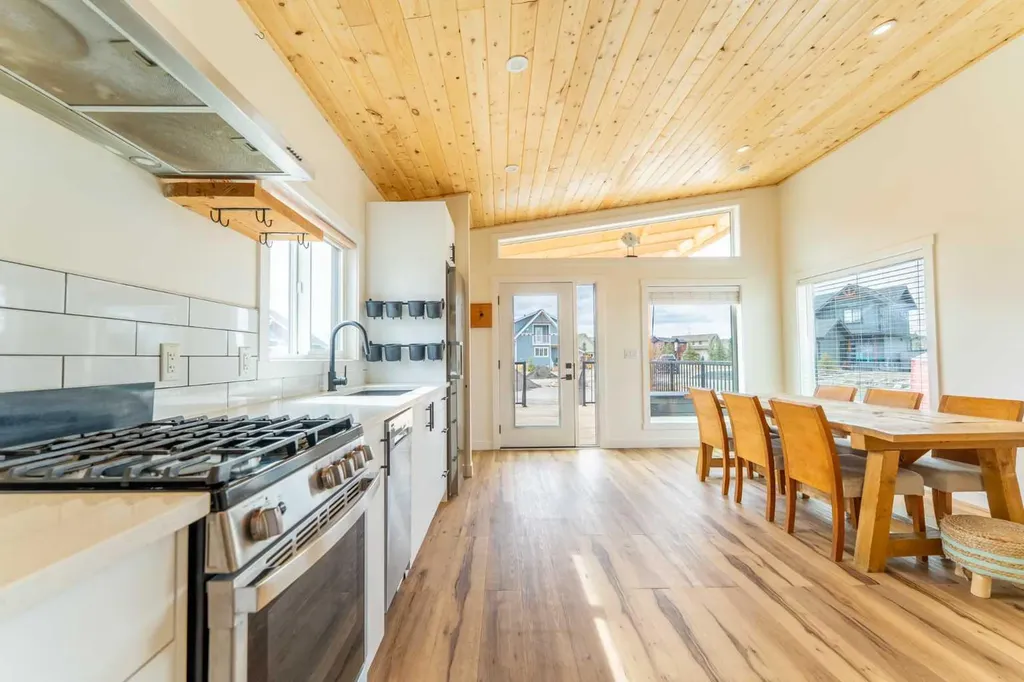 134 Cottageclub Court Rural Rocky View County AB T4C 1B1