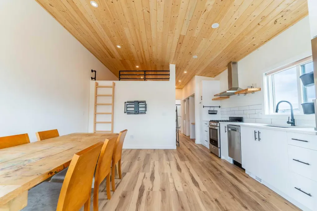 134 Cottageclub Court Rural Rocky View County AB T4C 1B1