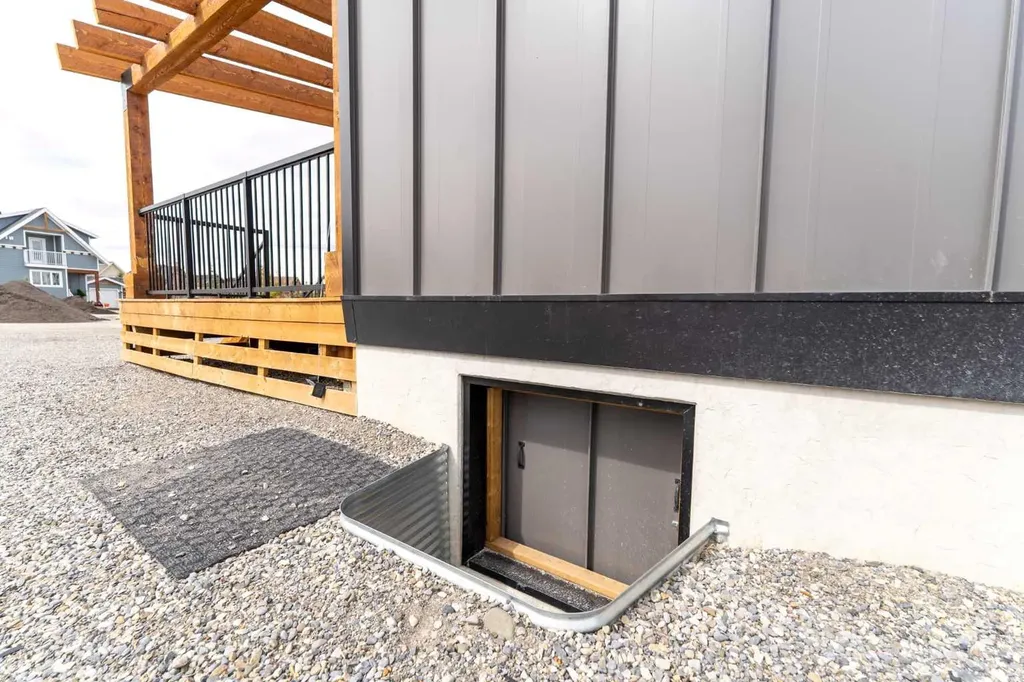 134 Cottageclub Court Rural Rocky View County AB T4C 1B1