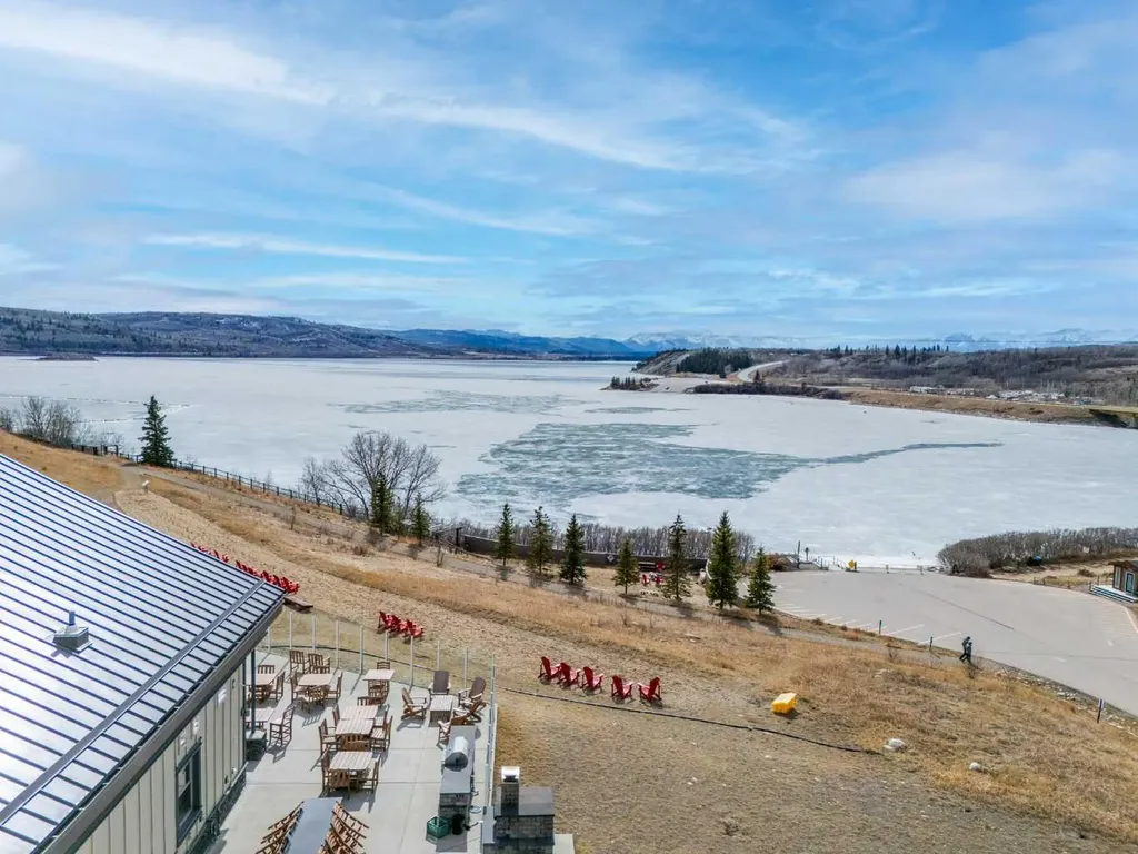 134 Cottageclub Court Rural Rocky View County AB T4C 1B1