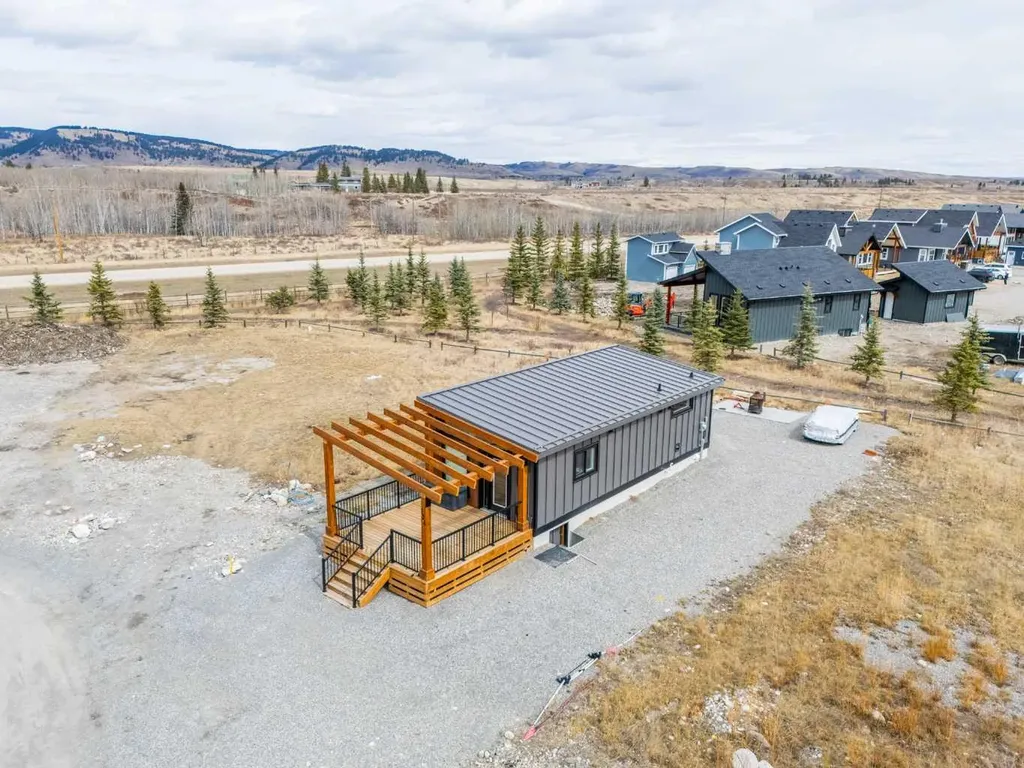 134 Cottageclub Court Rural Rocky View County AB T4C 1B1