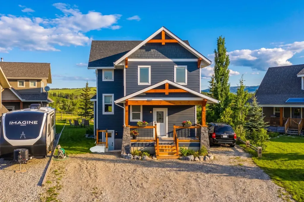 216 Cottageclub Crescent Rural Rocky View County AB T4C1B1