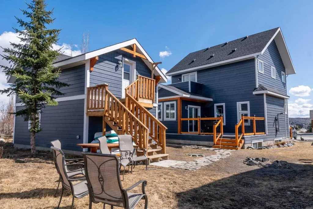 216 Cottageclub Crescent Rural Rocky View County AB T4C1B1