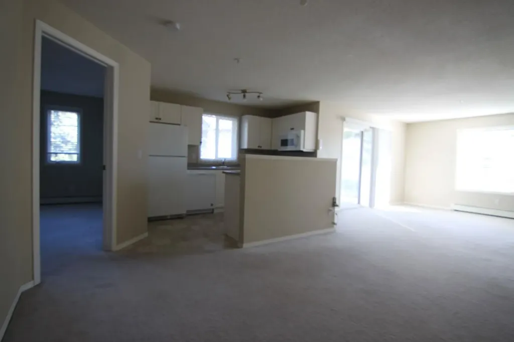 6000 Somervale Court SW Calgary AB T2Y 4J4