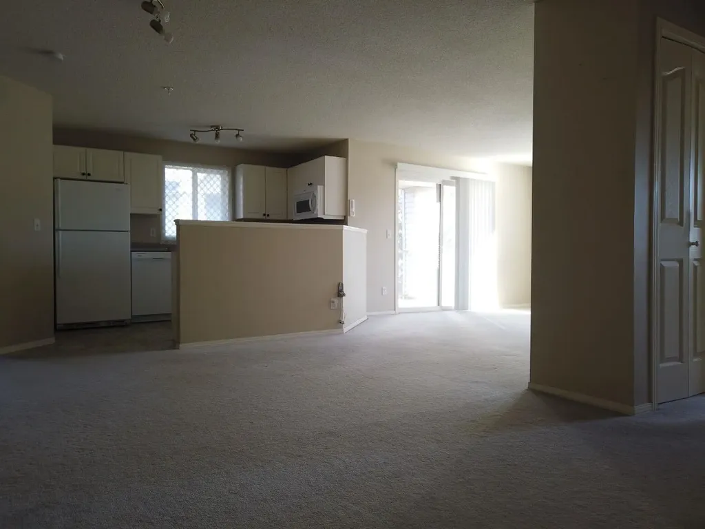 6000 Somervale Court SW Calgary AB T2Y 4J4
