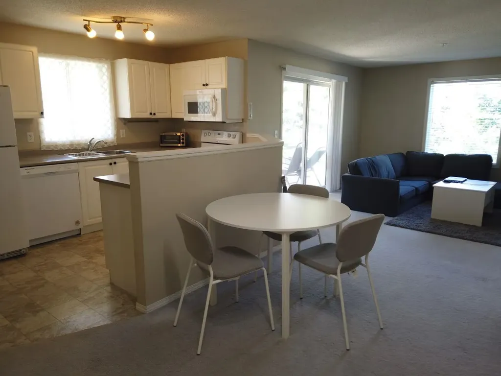 6000 Somervale Court SW Calgary AB T2Y 4J4