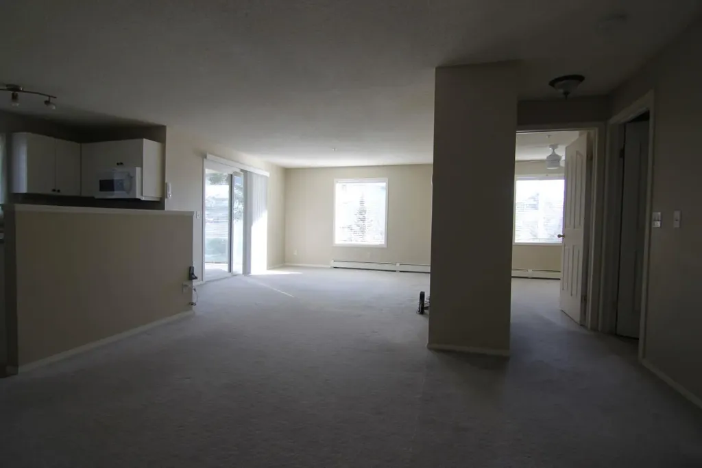 6000 Somervale Court SW Calgary AB T2Y 4J4