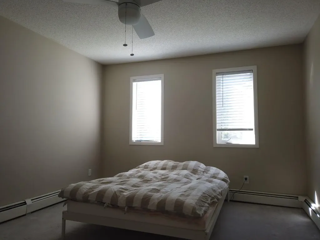 6000 Somervale Court SW Calgary AB T2Y 4J4