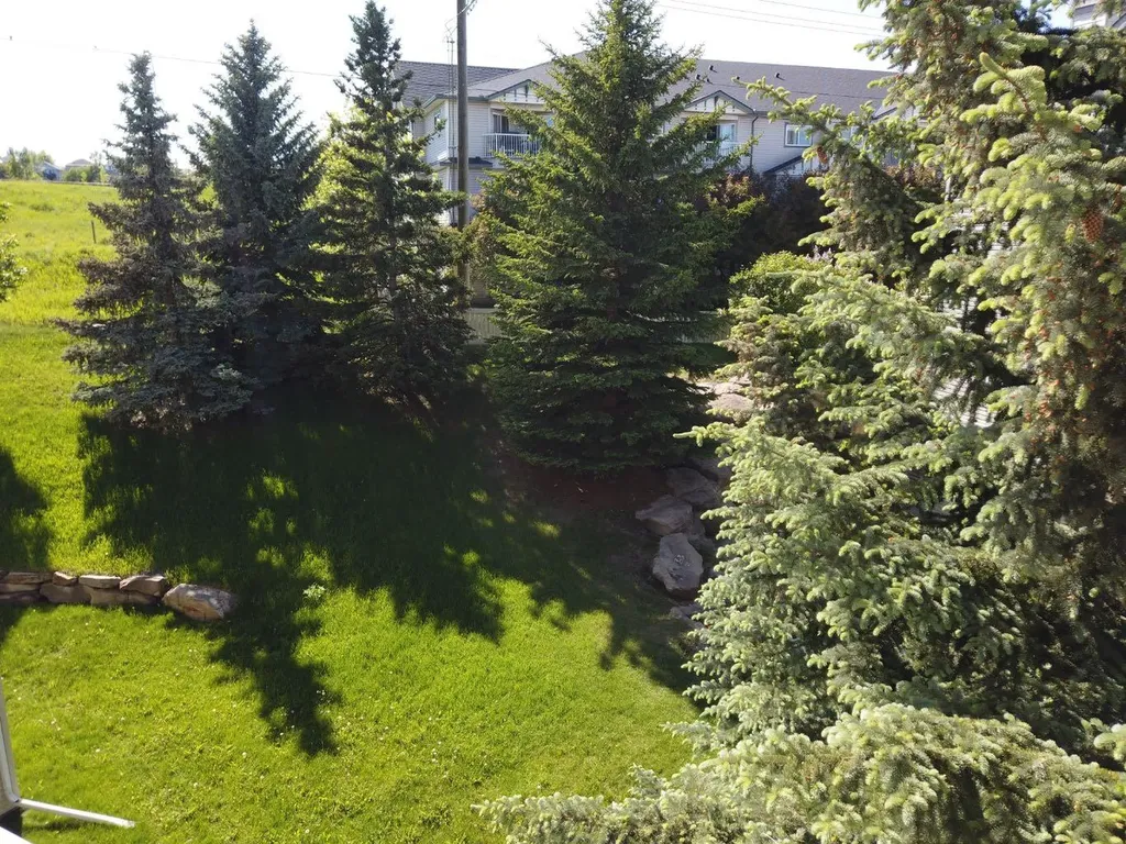 6000 Somervale Court SW Calgary AB T2Y 4J4