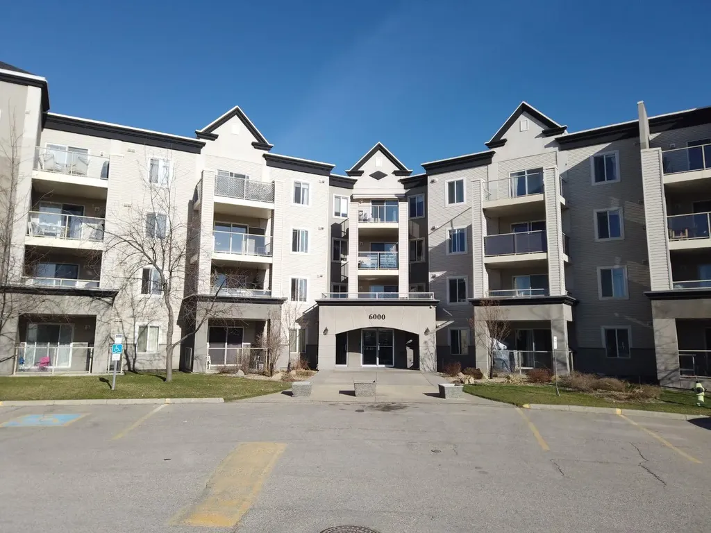 6000 Somervale Court SW Calgary AB T2Y 4J4