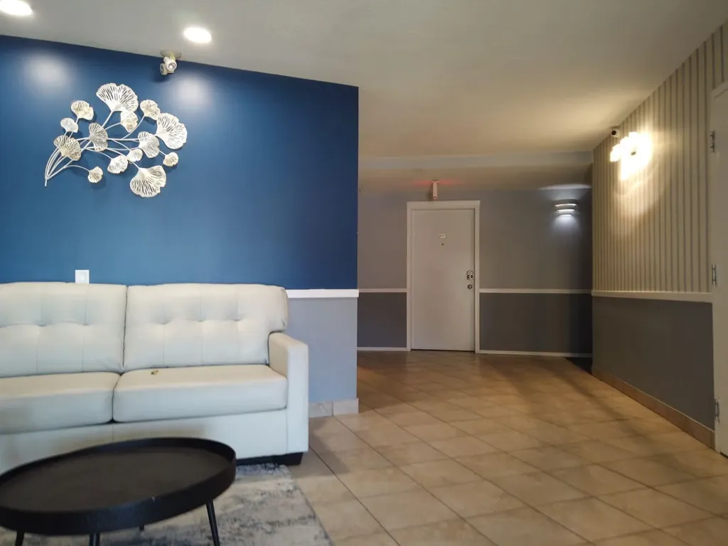 6000 Somervale Court SW Calgary AB T2Y 4J4