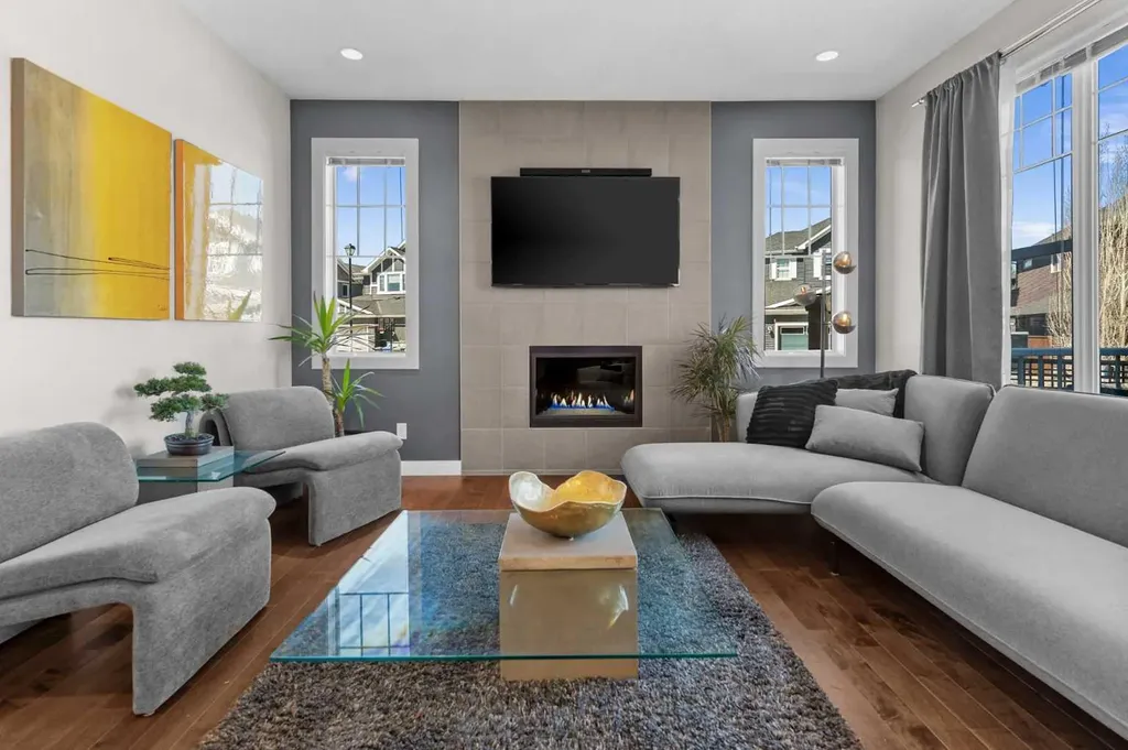 100 Kinniburgh Gardens Chestermere AB T1X 0R8