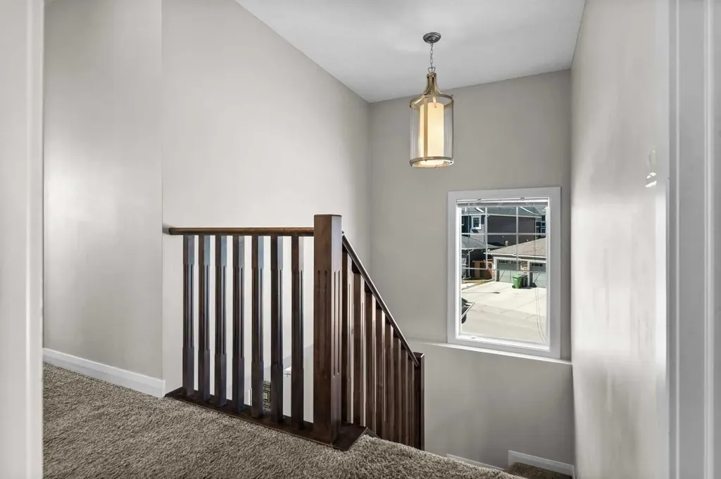 100 Kinniburgh Gardens Chestermere AB T1X 0R8